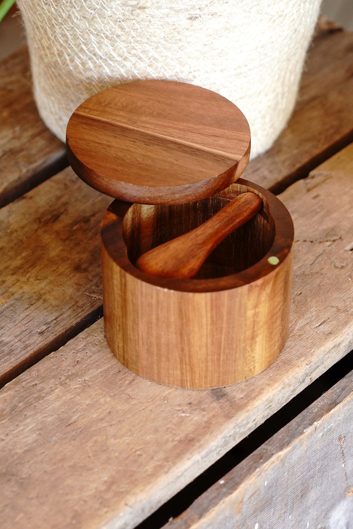 Classic Bamboo Spice Container with a Spoon and Magnetic Closure